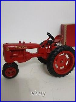 1/16 LAKONE Plastic McCormick Farmall Super C Toy Tractor With Box
