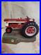 1_16_Scale_Farmall_560_Tractor_Sculptured_Base_Five_Plow_Tractor_1958_1963_01_ahc