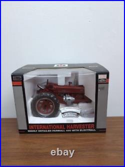 1/16 SpecCast Farm Toy International Harvester Farmall 400 with Electrall