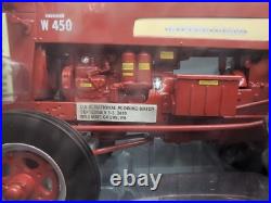 1/16 SpecCast International Harvester Farmall W450D Tractor Williams Grove