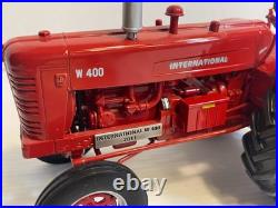 1/16 SpecCast International Harvester W400 Gas Tractor 2011 Special Edition