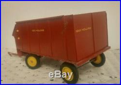 1/16 VINTAGE Ertl Farm Toy New Holland Chuck Forage Wagon #2