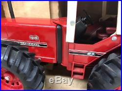 1/16 Vintage IH International Harvester 3588 2+2 4WD Tractor DieCast New by ERTL