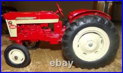 1/16 eska 60's international 340 utility tractor + box good used