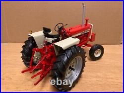 1/16 scale Ertl 14408 precision key 1 International IH 1206 Tractor tracteur