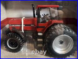 1/32 Ertl Case International IH 7150 Magnum MFWD Tractor Prestige Edition