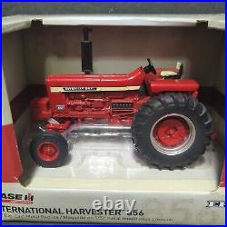 1/32 IH International Harvester Farmall 856 Tractor by ERTL 44130 New