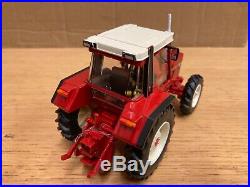 1/32 scale Britains 42490 International 956xl IH tractor tracteur traktor