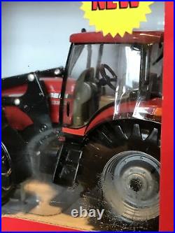 1/32 scale Britains 42688 Case IH 110 tractor & Loader Agriculture Farm Red