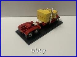 1/43 1955 International Harvester RDF-405 Tractor / Truck NEO096838