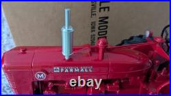 1/8 Scale Mccormick-Deering Farmall M International Harvester Tractor withfenders