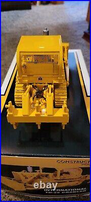2002 First Gear International Harvester TD-25 Crawler/Ripper ROPS 125