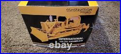 2002 First Gear International Harvester TD-25 Crawler/Ripper ROPS 125
