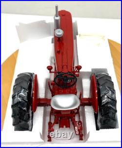 2003 ERTL Pa. Farm Show International Harvester 450 Farmall Tractor 1/16 Scale 2003 ERTL Pa. Farm Show International Harvester 450 Farmall Tractor 1/16 Scale