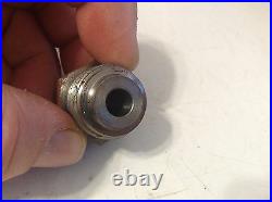368246R1 A New Tachometer Drive Fitting For An IH 454, 464, 544, 574 Tractors