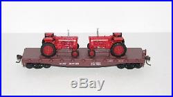 Athearn ATSF 40' Flat Car with 2 Case International Harvester TractorsNEWHO