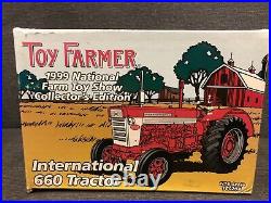 Authentic Ertl International 660 Tractor 1999 Toy Farmer IH 1/16 NIB 16020A