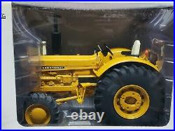 Case IH International 21256 Industrial Tractor With FWA By Ertl 1/16 Scale