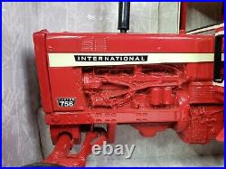 Case IH International 756 Custom Tractor with Hiniker Cab By Ertl 1/16 Scale NIB