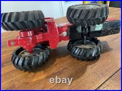 Case International Toy Harvester Red Truck Tractor 6388 1/16 Vintage 1984