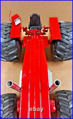 Custom Ertl International IH 1586 1/16 Tractor FWA, 3 pt, Terra Tires, Exhaust