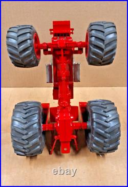 Custom Ertl International IH 1586 1/16 Tractor FWA, 3 pt, Terra Tires, Exhaust