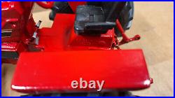 Custom Ertl International IH 1586 1/16 Tractor FWA, 3 pt, Terra Tires, Exhaust