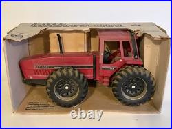 ERTL 116 International Harvester 7488 2+2 NIB #467
