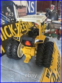 ERTL 1/16 INTERNATIONAL 1086 TRACTOR Industrial Custom