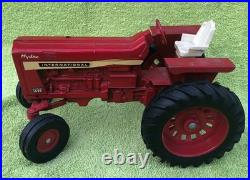 ERTL 1/16 International Harvester 1026 Hydro Tractor Made In Dyersville Iowa US