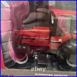 ERTL 1/16 International Harvester 5288 MFWD Tractor Prestige Collection 44354