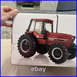 ERTL 1/16 International Harvester 5288 MFWD Tractor Prestige Collection 44354
