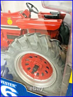 ERTL 1/16 Scale International-Harvester 966 Die-Cast FFA Tractor Tomy Damage box ERTL 1/16 Scale International-Harvester 966 Die-Cast FFA Tractor Tomy Damage box