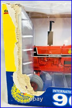 ERTL 1/16 Scale International-Harvester 966 Die-Cast FFA Tractor Tomy Damage box