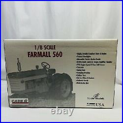 ERTL 1/8 Scale Model Case International Harvester Farmall 560 Diesel Tractor Toy