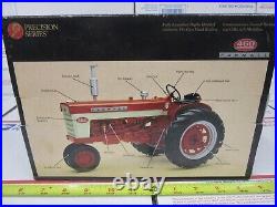 ERTL 2001 Precision Series Model 460 International Harvester Tractor 1/16 Scale