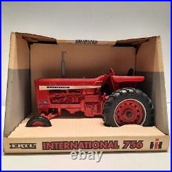 ERTL Case IH International 756 Farmall 1/16 Die Cast Toy Tractor Original Box