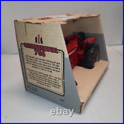 ERTL Case IH International 756 Farmall 1/16 Die Cast Toy Tractor Original Box