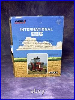 ERTL Case International Harvester 886 Tractor 1/16 ERTL Case International Harvester 886 Tractor 1/16