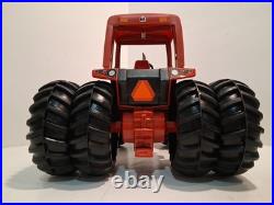 ERTL Custom 1984 International Harvester 7488 2+2 With Duals 1/16 Scale Diecast