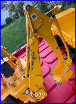 ERTL DIECAST INTERNATIONAL HARVESTER TOY TRACTOR LOADER BACKHOE Pay Truck Vtg