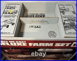ERTL IH FARMALL 4-Piece Deluxe Farm Set 1/16 Stock # 5044