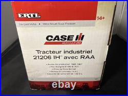ERTL IH International Harvester 21206 Industrial Tractor With FWA 1/16