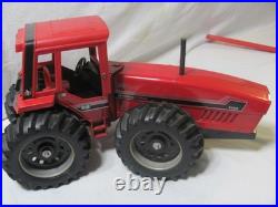 ERTL International Harvester 6388 2+2, 1/16 Scale Tractor Very Good Condition