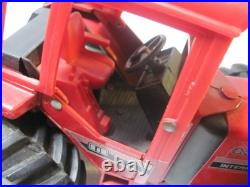 ERTL International Harvester 6388 2+2, 1/16 Scale Tractor Very Good Condition