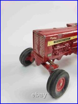 ERTL International Harvester Farmall 1026 Hydro Tractor + Wagon Rake Tiller