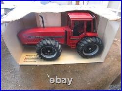 ERTL International Harvester IH 7488 2+2 Anteater 1/16 Scale USA Vintage Tractor