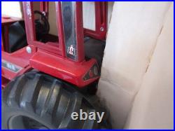 ERTL International Harvester IH 7488 2+2 Anteater 1/16 Scale USA Vintage Tractor