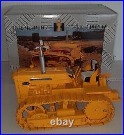 ERTL International Harvester Yellow TD-340 Diesel Crawler Die Cast Tractor 1995