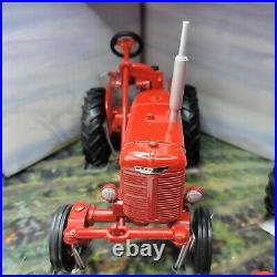 ERTL McCormick 2004 Deering Farmall IH A B & C Tractor Set